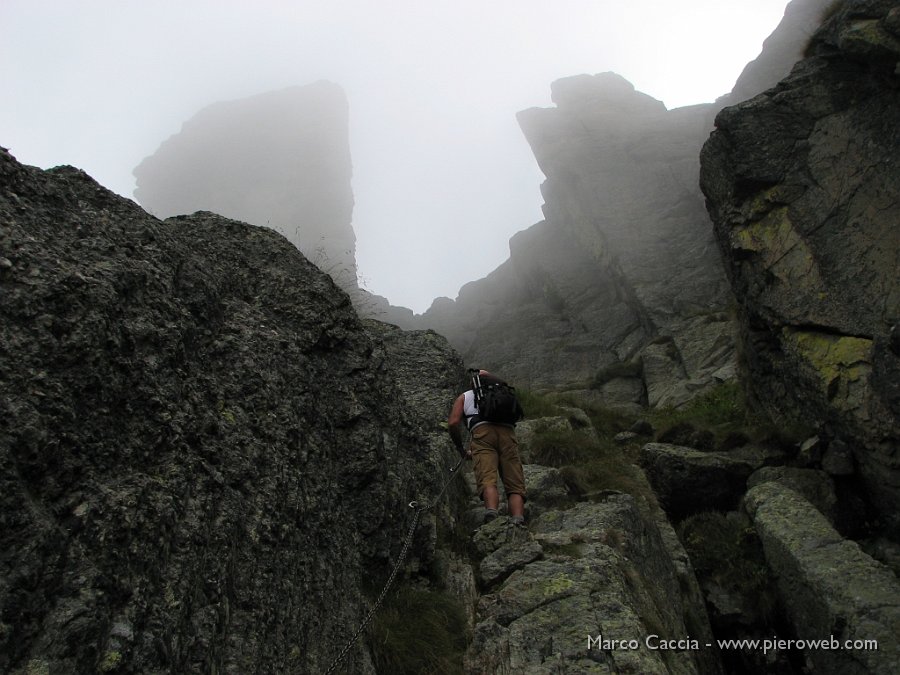 03_Si sale sulla ferrata.JPG